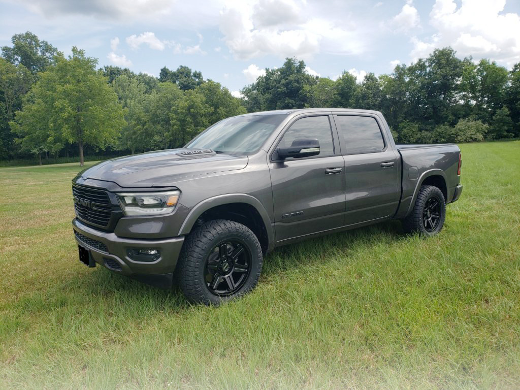 Lifted RAM w/ 20x9 B101 BRINK FANG Wheels in 0 Offset on 305/55/20 Tires