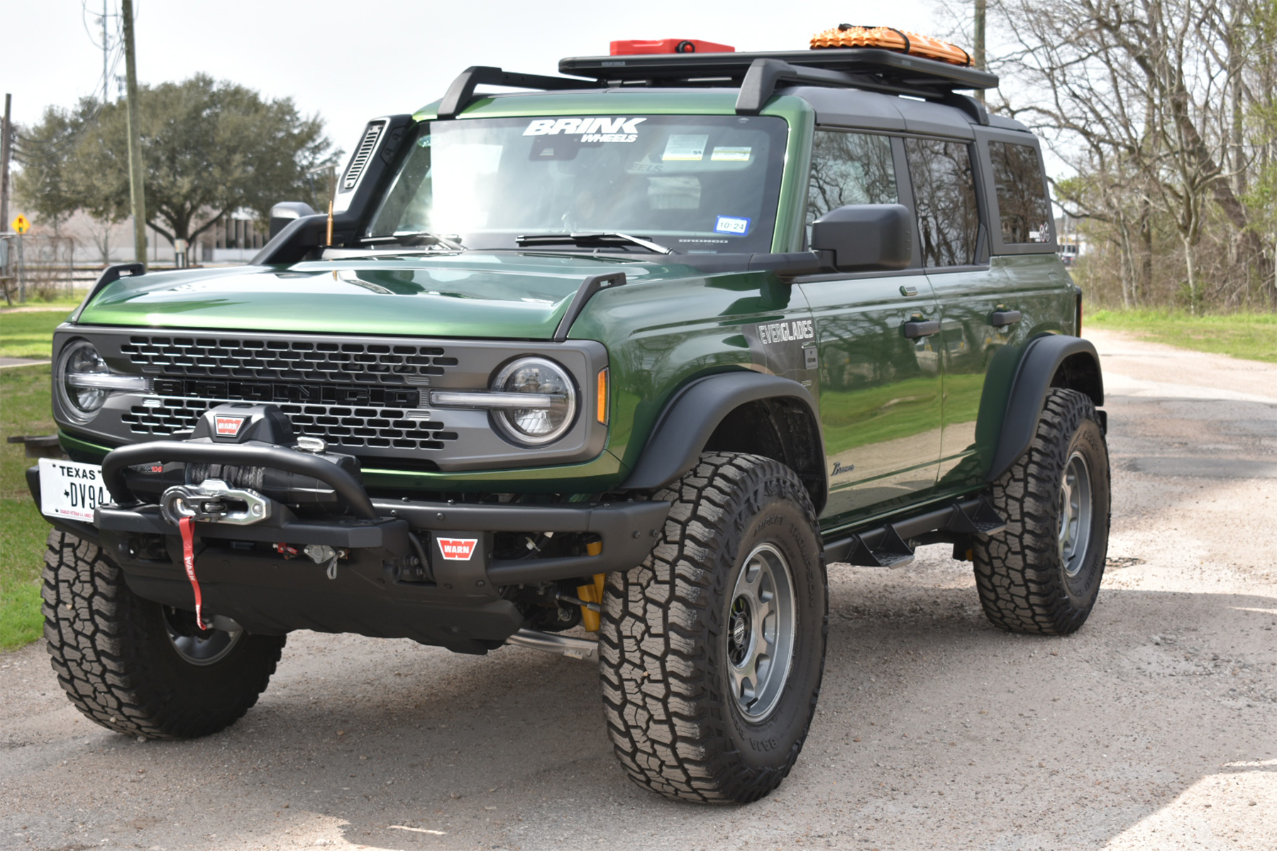 Bronco Everglades Edition w/ 17x8.5 BRINK Alpine Wheels and 37x12.50r17 Tires